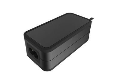 comprar el adaptador de escritorio 60W hizo salir 12V 5A con los certificados de seguridad universales online manufacture