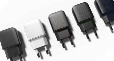 comprar 5V 1A/2.1A/2.4A escogen la carga rápida del adaptador de corriente alterna dual del universal USB online manufacture