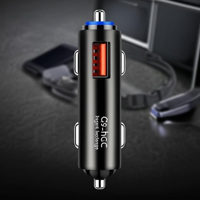 comprar Cargador para automóviles USB doble 12V-24V Entrada con 2.4A 3.0A Salida online manufacture