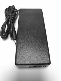Un buen precio. CA de escritorio del adaptador del negro de 12V 10A - adaptador del universal de la mesa de DC en línea