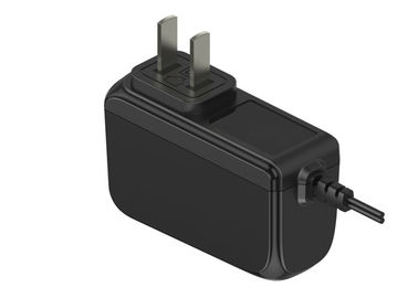 Un buen precio. soporte de la pared de la fuente de alimentación de la transferencia de la CA de 12V 1.5A con 2 Pin 1500ma en línea