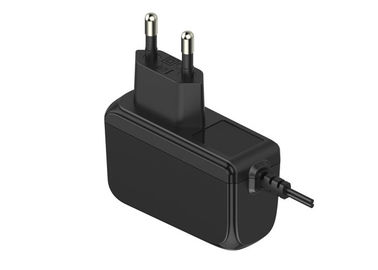 Un buen precio. 90 - CA DC del soporte de la pared de la fuente de alimentación de la transferencia de 264VAC 24W 2A 12v en línea