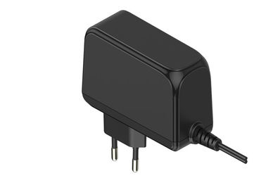 Un buen precio. adaptador de corriente alterna universal DC/adaptador de corriente alterna de 12V 3A para el router con el certificado de la UL en línea