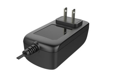Un buen precio. fuente de alimentación universal de la transferencia de la CA de 12V 36W con aprobaciones de la UL PSE SAA del GS EMC del CE en línea