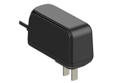 Un buen precio. 90 - adaptador del soporte de pared universal de la CA de 264VAC 18W con los certificados de la UL del CCC PSE en línea