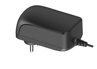 Un buen precio. El CE certificó 36W la fuente de alimentación universal negra de la transferencia del adaptador de corriente alterna 12V 3A en línea