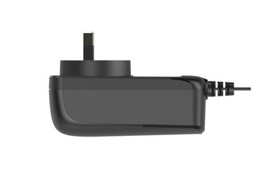 Un buen precio. el viaje universal del adaptador del Portable de 12v 3A con KA de SAA autoriza en línea